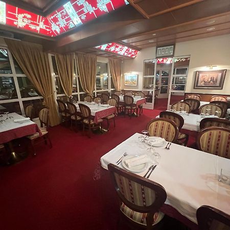 Hotel Zephyr - Plovanija 布耶 外观 照片